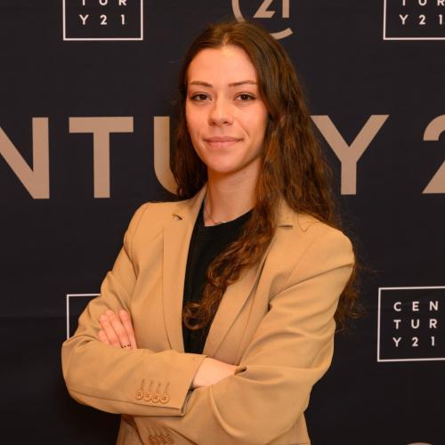 Cécile CONSTANTINOS