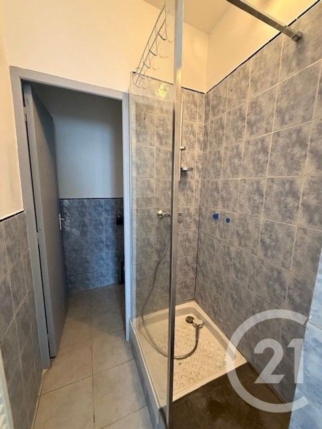Appartement F2 à louer - 2 pièces - 33.44 m2 - MARSEILLE - 13005 - PROVENCE-ALPES-COTE-D-AZUR - Century 21 Can Transactions