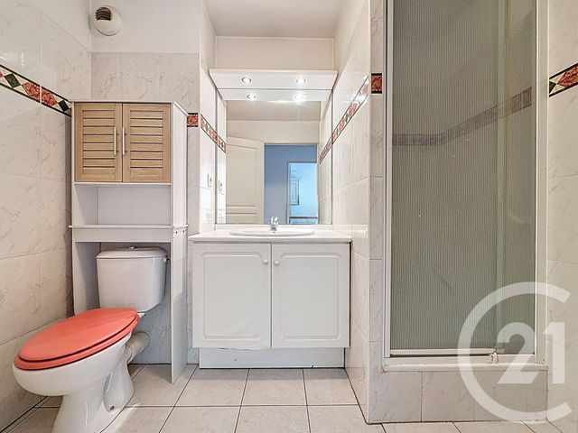 Appartement T2 à vendre - 2 pièces - 37.5 m2 - MARSEILLE - 13008 - PROVENCE-ALPES-COTE-D-AZUR - Century 21 Can Transactions