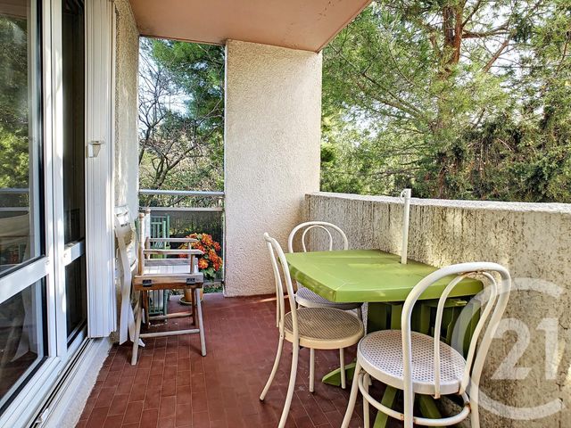Afficher la photo en grand Appartement T3 à vendre - 3 pièces - 66.05 m2 - MARSEILLE - 13009 - PROVENCE-ALPES-COTE-D-AZUR - Century 21 Can Transactions