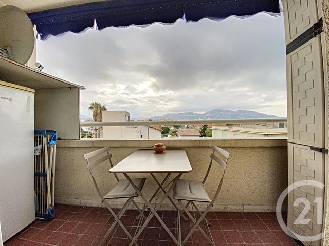 Afficher la photo en grand Appartement T3 à vendre - 3 pièces - 53.39 m2 - MARSEILLE - 13008 - PROVENCE-ALPES-COTE-D-AZUR - Century 21 Can Transactions
