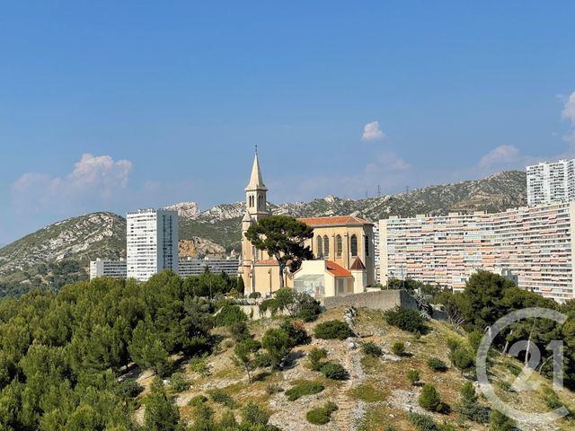 Afficher la photo en grand Appartement F4 à vendre - 4 pièces - 70.4 m2 - MARSEILLE - 13009 - PROVENCE-ALPES-COTE-D-AZUR - Century 21 Can Transactions