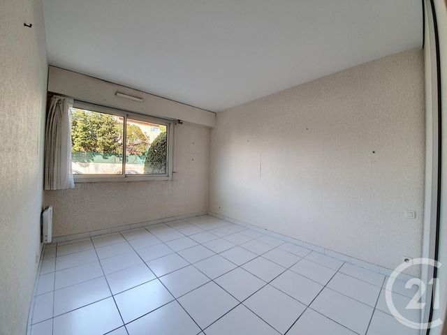 Appartement T3 à vendre - 3 pièces - 79.04 m2 - MARSEILLE - 13008 - PROVENCE-ALPES-COTE-D-AZUR - Century 21 Can Transactions Appartement T3 à vendre - 3 pièces - 79.04 m2 - MARSEILLE - 13008 - PROVENCE-ALPES-COTE-D-AZUR - Century 21 Can Transactions