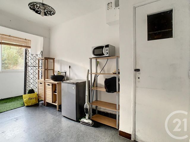 Afficher la photo en grand Appartement T1 à louer - 1 pièce - 33.18 m2 - MARSEILLE - 13008 - PROVENCE-ALPES-COTE-D-AZUR - Century 21 Can Transactions