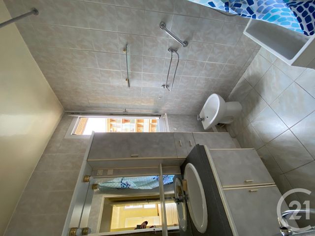 Appartement F4 à vendre - 4 pièces - 68.75 m2 - MARSEILLE - 13009 - PROVENCE-ALPES-COTE-D-AZUR - Century 21 Can Transactions Appartement F4 à vendre - 4 pièces - 68.75 m2 - MARSEILLE - 13009 - PROVENCE-ALPES-COTE-D-AZUR - Century 21 Can Transactions