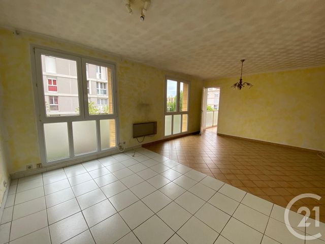 Appartement F4 à vendre - 4 pièces - 68.75 m2 - MARSEILLE - 13009 - PROVENCE-ALPES-COTE-D-AZUR - Century 21 Can Transactions Appartement F4 à vendre - 4 pièces - 68.75 m2 - MARSEILLE - 13009 - PROVENCE-ALPES-COTE-D-AZUR - Century 21 Can Transactions