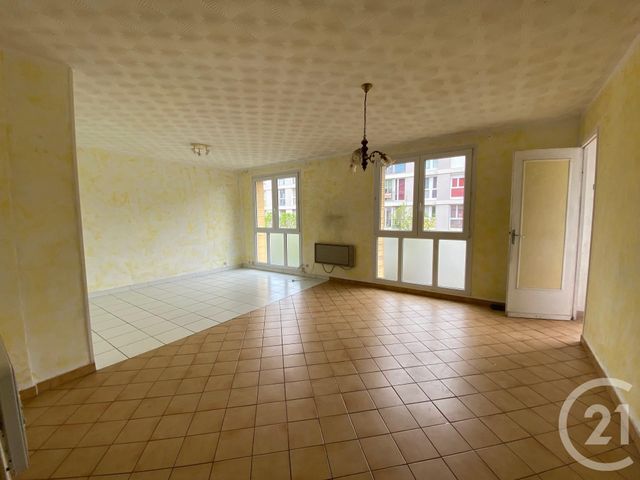 Appartement F4 à vendre - 4 pièces - 68.75 m2 - MARSEILLE - 13009 - PROVENCE-ALPES-COTE-D-AZUR - Century 21 Can Transactions Appartement F4 à vendre - 4 pièces - 68.75 m2 - MARSEILLE - 13009 - PROVENCE-ALPES-COTE-D-AZUR - Century 21 Can Transactions