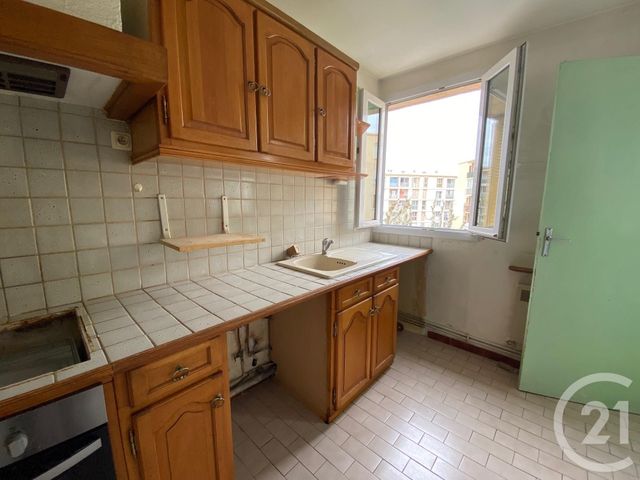 Appartement F4 à vendre - 4 pièces - 68.75 m2 - MARSEILLE - 13009 - PROVENCE-ALPES-COTE-D-AZUR - Century 21 Can Transactions Appartement F4 à vendre - 4 pièces - 68.75 m2 - MARSEILLE - 13009 - PROVENCE-ALPES-COTE-D-AZUR - Century 21 Can Transactions