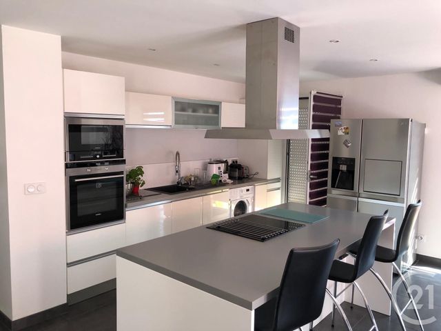Appartement F4 à vendre - 4 pièces - 68.75 m2 - MARSEILLE - 13009 - PROVENCE-ALPES-COTE-D-AZUR - Century 21 Can Transactions Appartement F4 à vendre - 4 pièces - 68.75 m2 - MARSEILLE - 13009 - PROVENCE-ALPES-COTE-D-AZUR - Century 21 Can Transactions