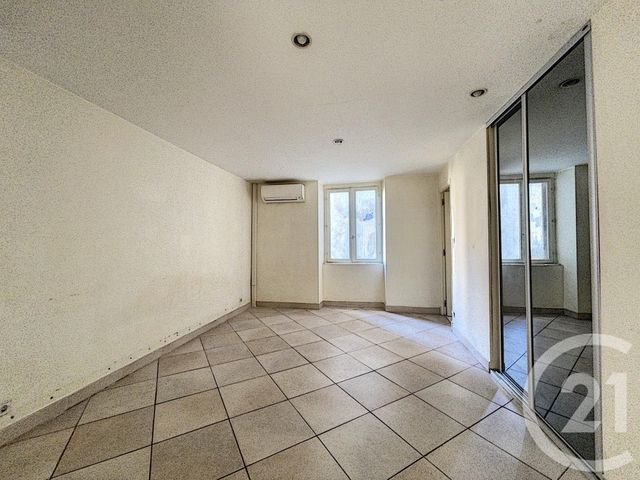 Appartement F3 à vendre - 3 pièces - 75.45 m2 - MARSEILLE - 13006 - PROVENCE-ALPES-COTE-D-AZUR - Century 21 Can Transactions Appartement F3 à vendre - 3 pièces - 75.45 m2 - MARSEILLE - 13006 - PROVENCE-ALPES-COTE-D-AZUR - Century 21 Can Transactions