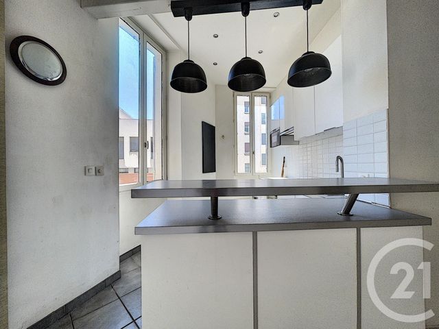 Appartement F3 à vendre - 3 pièces - 75.45 m2 - MARSEILLE - 13006 - PROVENCE-ALPES-COTE-D-AZUR - Century 21 Can Transactions Appartement F3 à vendre - 3 pièces - 75.45 m2 - MARSEILLE - 13006 - PROVENCE-ALPES-COTE-D-AZUR - Century 21 Can Transactions