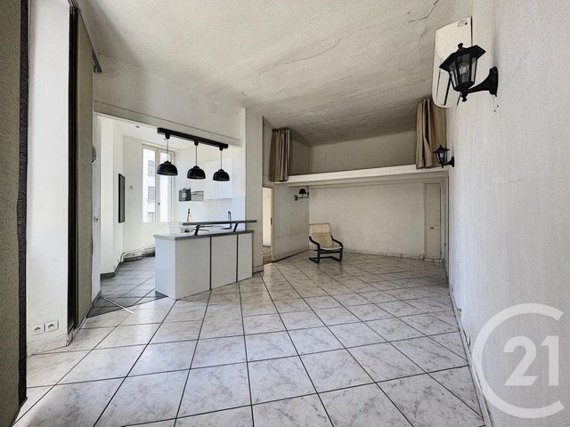 Appartement F3 à vendre - 3 pièces - 75.45 m2 - MARSEILLE - 13006 - PROVENCE-ALPES-COTE-D-AZUR - Century 21 Can Transactions Appartement F3 à vendre - 3 pièces - 75.45 m2 - MARSEILLE - 13006 - PROVENCE-ALPES-COTE-D-AZUR - Century 21 Can Transactions