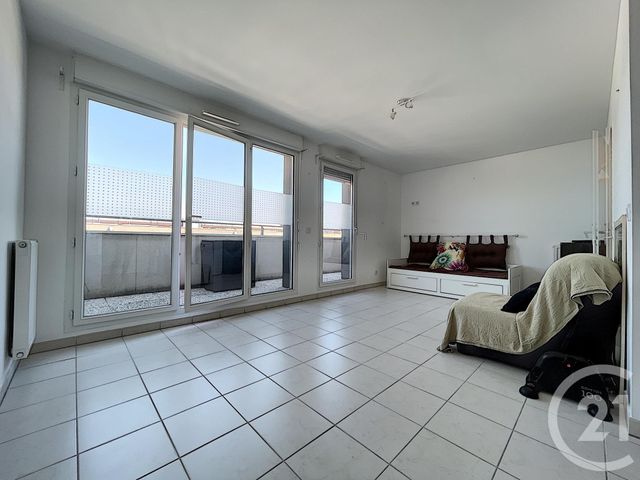 Afficher la photo en grand Studio à vendre - 1 pièce - 30.07 m2 - MARSEILLE - 13009 - PROVENCE-ALPES-COTE-D-AZUR - Century 21 Can Transactions