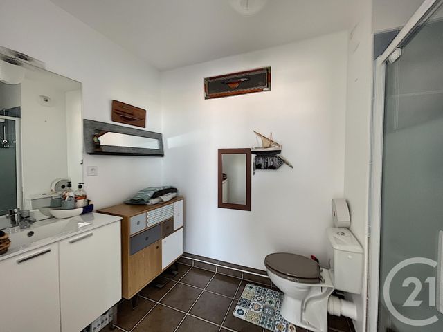 Afficher la photo en grand Studio à vendre - 1 pièce - 30.07 m2 - MARSEILLE - 13009 - PROVENCE-ALPES-COTE-D-AZUR - Century 21 Can Transactions