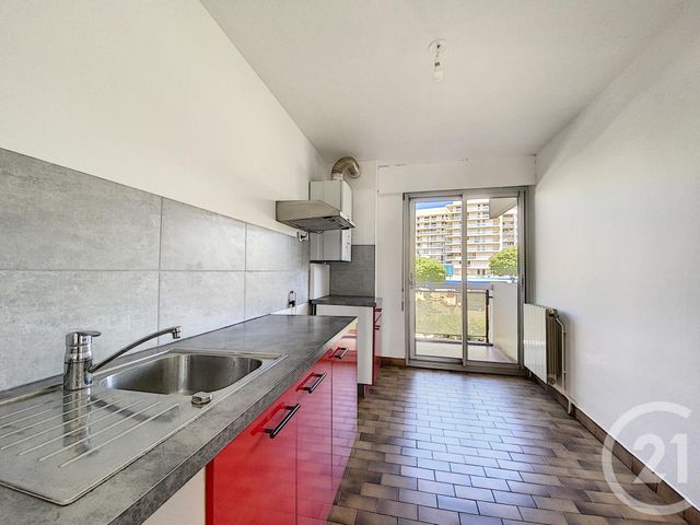 Appartement T3 à louer - 3 pièces - 64.4 m2 - MARSEILLE - 13008 - PROVENCE-ALPES-COTE-D-AZUR - Century 21 Can Transactions Appartement T3 à louer - 3 pièces - 64.4 m2 - MARSEILLE - 13008 - PROVENCE-ALPES-COTE-D-AZUR - Century 21 Can Transactions