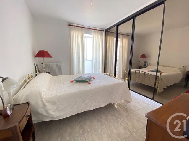 Afficher la photo en grand Appartement T3 à louer - 3 pièces - 53.48 m2 - MARSEILLE - 13008 - PROVENCE-ALPES-COTE-D-AZUR - Century 21 Can Transactions