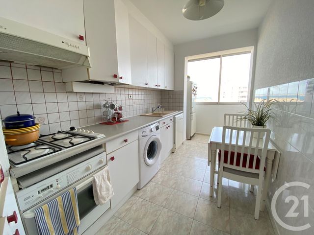 Afficher la photo en grand Appartement T3 à louer - 3 pièces - 53.48 m2 - MARSEILLE - 13008 - PROVENCE-ALPES-COTE-D-AZUR - Century 21 Can Transactions