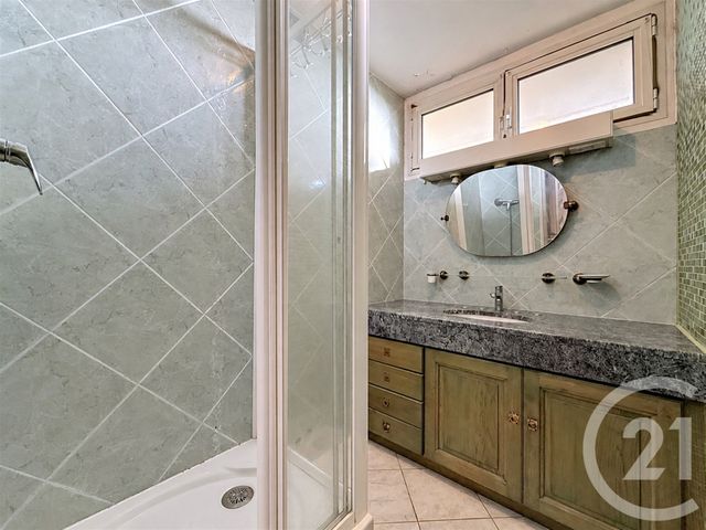 Appartement T3 à vendre - 3 pièces - 59.85 m2 - MARSEILLE - 13008 - PROVENCE-ALPES-COTE-D-AZUR - Century 21 Can Transactions