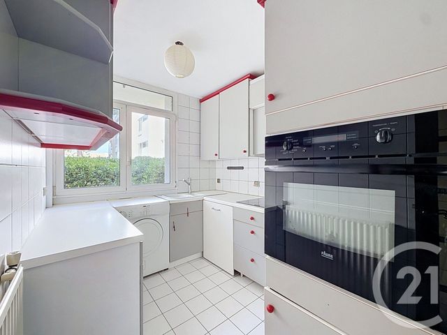 Appartement T3 à vendre - 3 pièces - 59.85 m2 - MARSEILLE - 13008 - PROVENCE-ALPES-COTE-D-AZUR - Century 21 Can Transactions