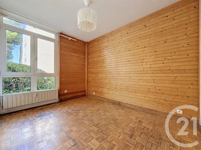 Appartement T3 à vendre - 3 pièces - 59.85 m2 - MARSEILLE - 13008 - PROVENCE-ALPES-COTE-D-AZUR - Century 21 Can Transactions