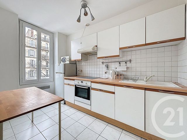 Appartement T2 à louer - 2 pièces - 45.0 m2 - MARSEILLE - 13006 - PROVENCE-ALPES-COTE-D-AZUR - Century 21 Can Transactions