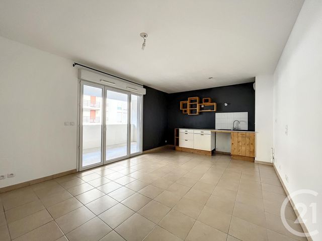 Appartement F2 à vendre - 2 pièces - 45.65 m2 - MARSEILLE - 13010 - PROVENCE-ALPES-COTE-D-AZUR - Century 21 Can Transactions