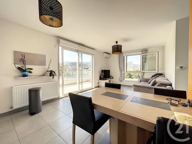 Appartement T3 à louer - 3 pièces - 61.34 m2 - MARSEILLE - 13008 - PROVENCE-ALPES-COTE-D-AZUR - Century 21 Can Transactions