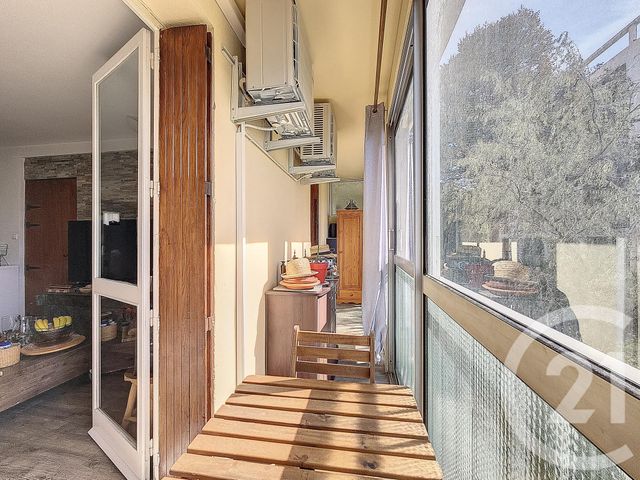 Appartement T4 à vendre - 4 pièces - 66.6 m2 - MARSEILLE - 13008 - PROVENCE-ALPES-COTE-D-AZUR - Century 21 Can Transactions
