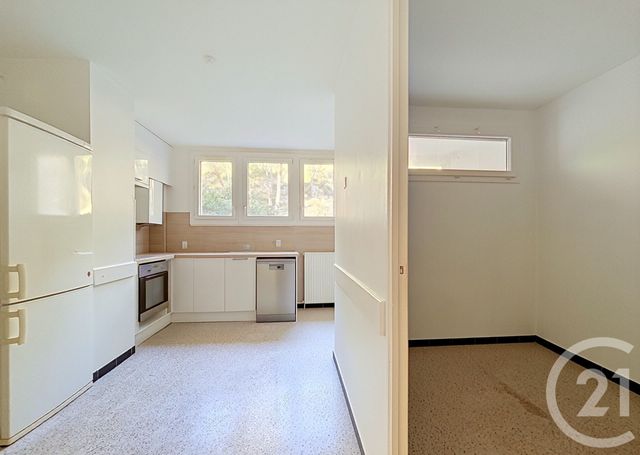 Appartement F4 à louer - 4 pièces - 72.0 m2 - MARSEILLE - 13008 - PROVENCE-ALPES-COTE-D-AZUR - Century 21 Can Transactions