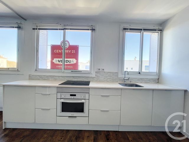 Appartement T2 à vendre - 2 pièces - 35.23 m2 - MARSEILLE - 13008 - PROVENCE-ALPES-COTE-D-AZUR - Century 21 Can Transactions