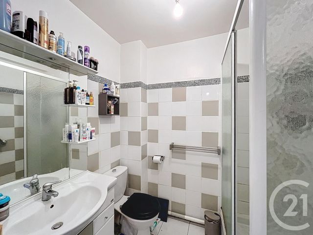 Appartement F2 à vendre - 2 pièces - 44.98 m2 - MARSEILLE - 13009 - PROVENCE-ALPES-COTE-D-AZUR - Century 21 Can Transactions