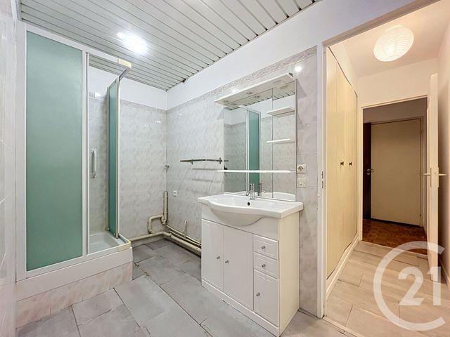 Appartement T2 à vendre - 2 pièces - 54.43 m2 - MARSEILLE - 13008 - PROVENCE-ALPES-COTE-D-AZUR - Century 21 Can Transactions
