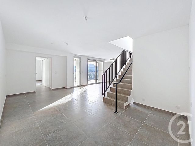 Appartement T4 à vendre - 4 pièces - 102.25 m2 - MARSEILLE - 13008 - PROVENCE-ALPES-COTE-D-AZUR - Century 21 Can Transactions