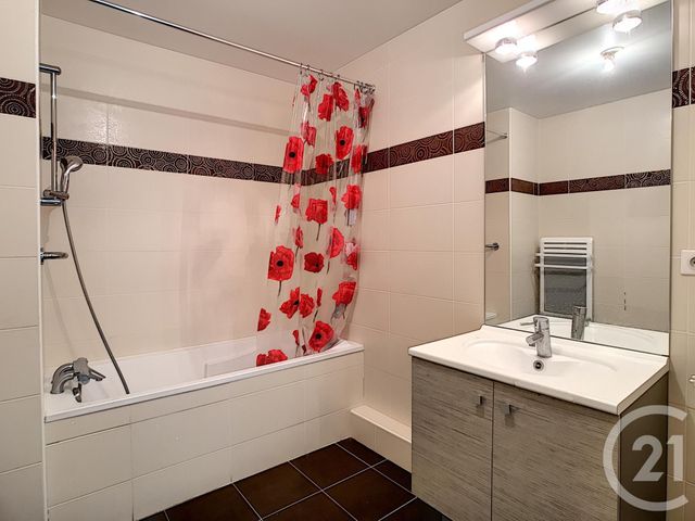 Appartement T2 à vendre - 2 pièces - 40.0 m2 - MARSEILLE - 13008 - PROVENCE-ALPES-COTE-D-AZUR - Century 21 Can Transactions