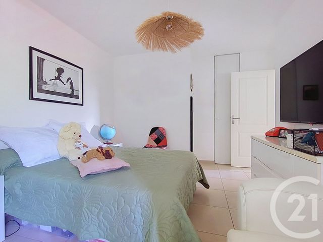 Appartement T3 à vendre - 3 pièces - 52.9 m2 - MARSEILLE - 13008 - PROVENCE-ALPES-COTE-D-AZUR - Century 21 Can Transactions