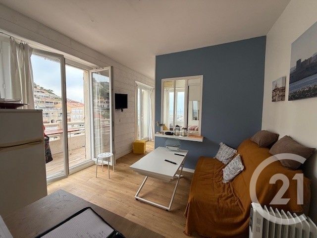 - MARSEILLE -