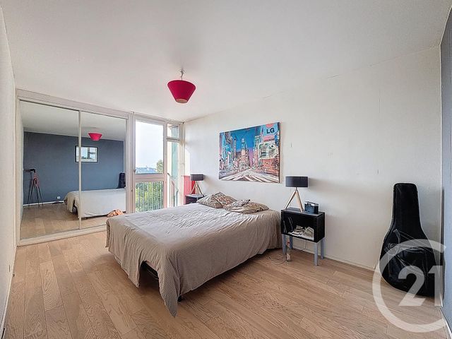 Afficher la photo en grand Appartement T6 à vendre - 6 pièces - 119.56 m2 - MARSEILLE - 13009 - PROVENCE-ALPES-COTE-D-AZUR - Century 21 Can Transactions