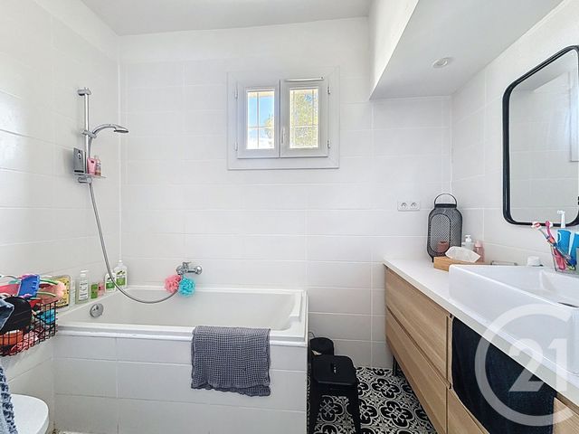 maison à vendre - 4 pièces - 93.17 m2 - MARSEILLE - 13009 - PROVENCE-ALPES-COTE-D-AZUR - Century 21 Can Transactions