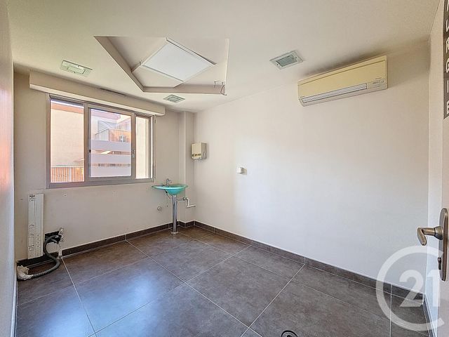 Appartement T4 à vendre - 4 pièces - 85.25 m2 - MARSEILLE - 13008 - PROVENCE-ALPES-COTE-D-AZUR - Century 21 Can Transactions