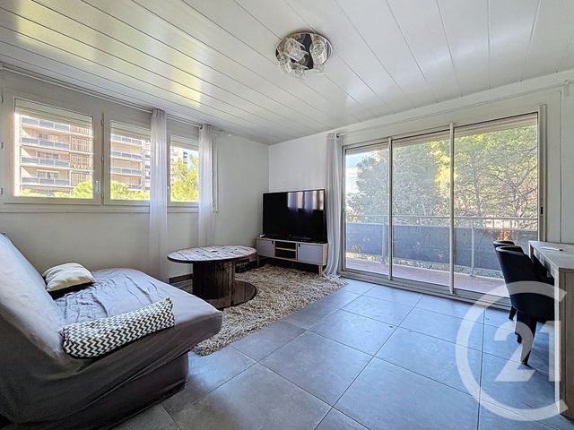 Appartement F3 à louer - 3 pièces - 61.85 m2 - MARSEILLE - 13010 - PROVENCE-ALPES-COTE-D-AZUR - Century 21 Can Transactions