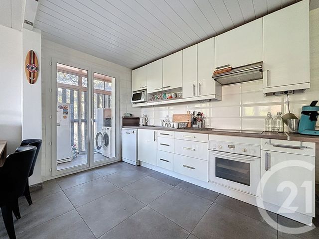 Appartement F3 à louer - 3 pièces - 61.85 m2 - MARSEILLE - 13010 - PROVENCE-ALPES-COTE-D-AZUR - Century 21 Can Transactions