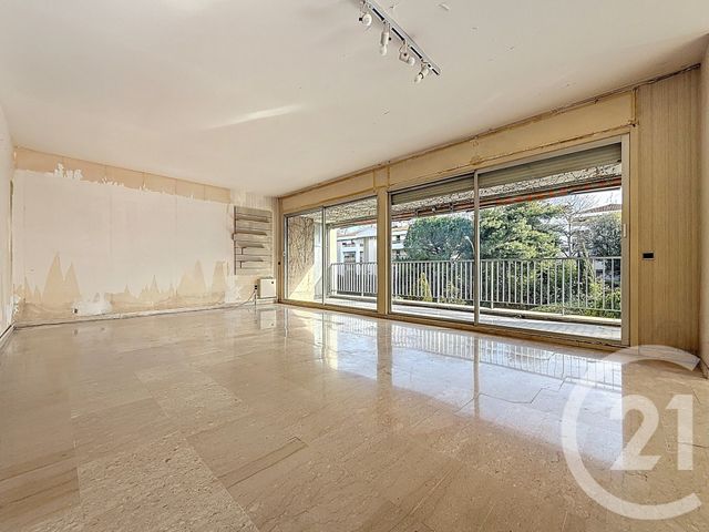 Appartement T4 à vendre - 4 pièces - 126.47 m2 - MARSEILLE - 13008 - PROVENCE-ALPES-COTE-D-AZUR - Century 21 Can Transactions