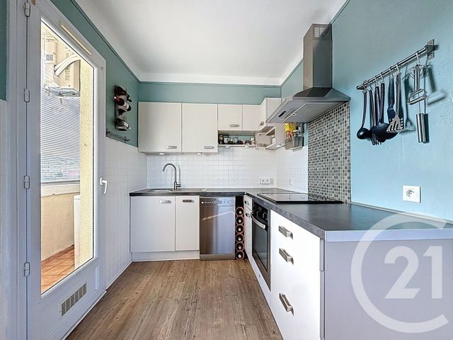 Appartement T3 à vendre - 3 pièces - 50.0 m2 - MARSEILLE - 13008 - PROVENCE-ALPES-COTE-D-AZUR - Century 21 Can Transactions