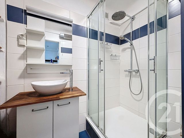 Appartement T3 à vendre - 3 pièces - 50.0 m2 - MARSEILLE - 13008 - PROVENCE-ALPES-COTE-D-AZUR - Century 21 Can Transactions