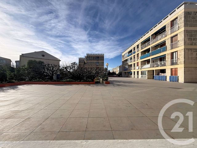 Appartement T3 à vendre - 3 pièces - 57.75 m2 - MARSEILLE - 13008 - PROVENCE-ALPES-COTE-D-AZUR - Century 21 Can Transactions