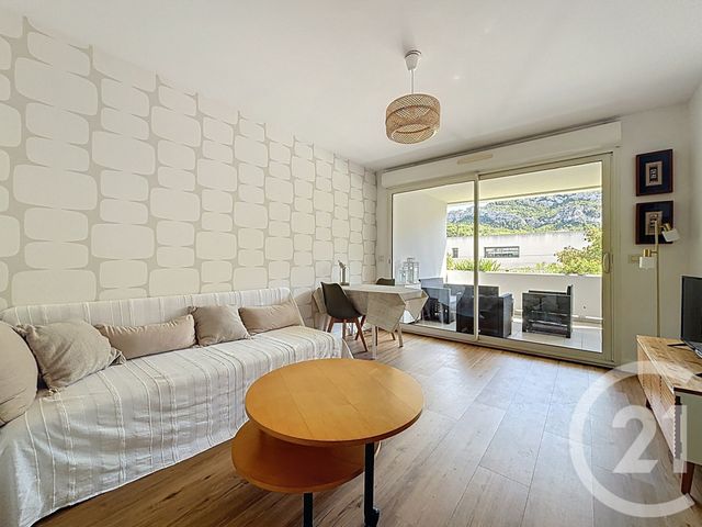 Appartement F2 à louer MARSEILLE