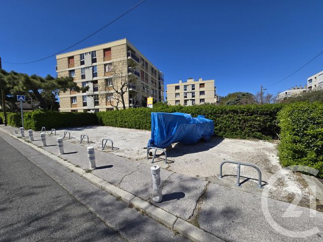 parking à vendre - 14.0 m2 - MARSEILLE - 13008 - PROVENCE-ALPES-COTE-D-AZUR - Century 21 Can Transactions