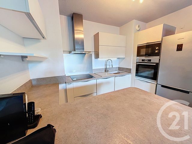 Appartement F3 à vendre - 3 pièces - 64.45 m2 - MARSEILLE - 13009 - PROVENCE-ALPES-COTE-D-AZUR - Century 21 Can Transactions