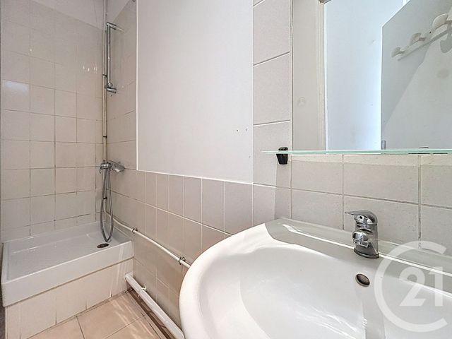 Appartement F2 à louer - 2 pièces - 39.65 m2 - MARSEILLE - 13003 - PROVENCE-ALPES-COTE-D-AZUR - Century 21 Can Transactions