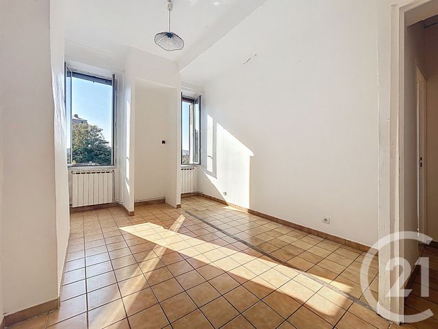 Appartement F2 à louer - 2 pièces - 39.65 m2 - MARSEILLE - 13003 - PROVENCE-ALPES-COTE-D-AZUR - Century 21 Can Transactions